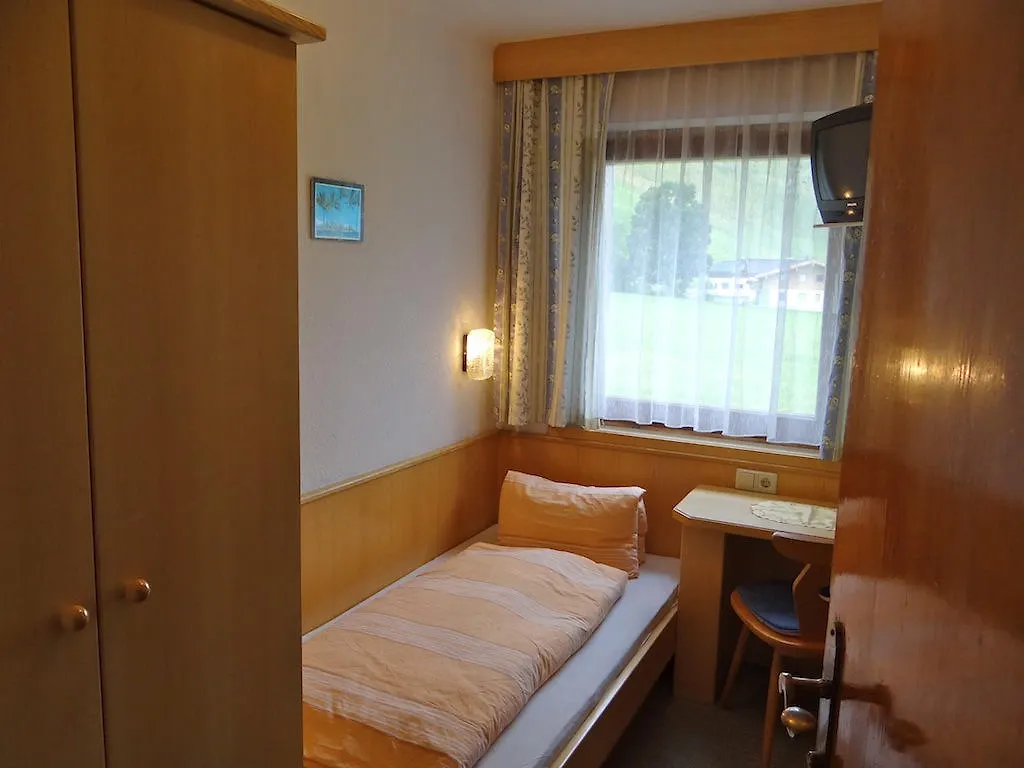 Bed & Breakfast Ski & Bike Pension Maria Saalbach-Hinterglemm